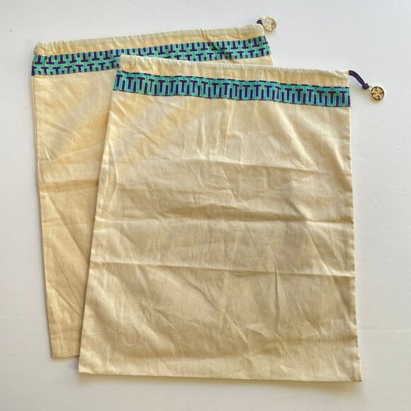 Tory Burch Beige Shoe‎ Dust Bag 12X15 Inches Drawstring Gold Logo Charm 2 Piece - Picture 3 of 4